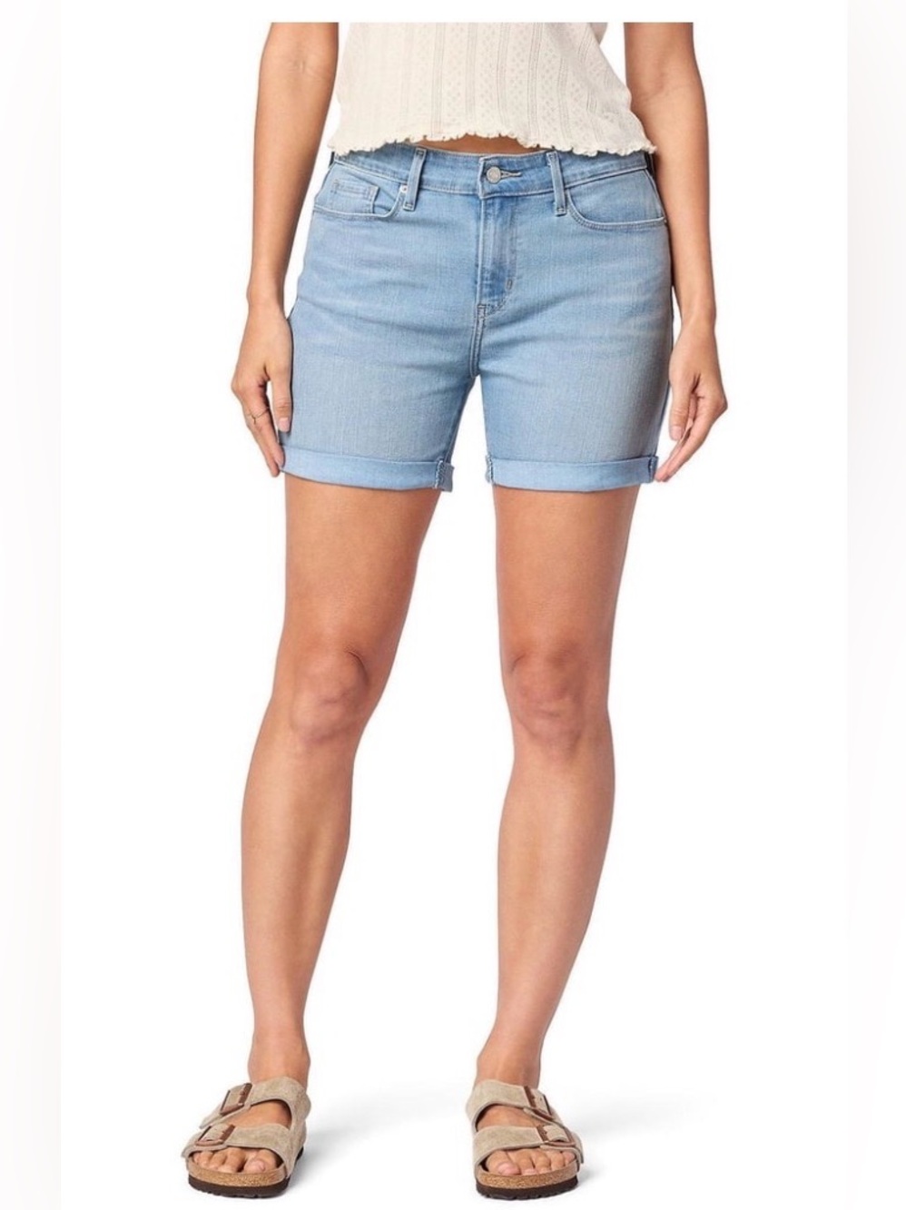 Levi Strauss Signature™ Women's Mid Rise 5"Shorts